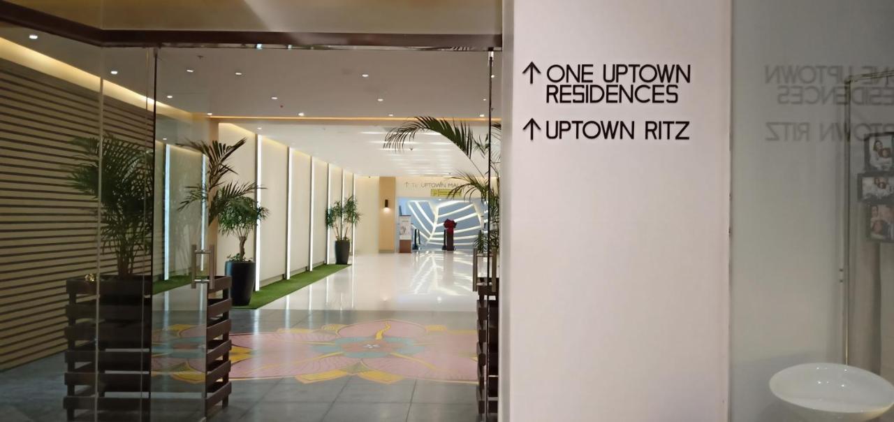 One Uptown Opposite Of Grandhyatt Hotel Manila Taguig City Buitenkant foto
