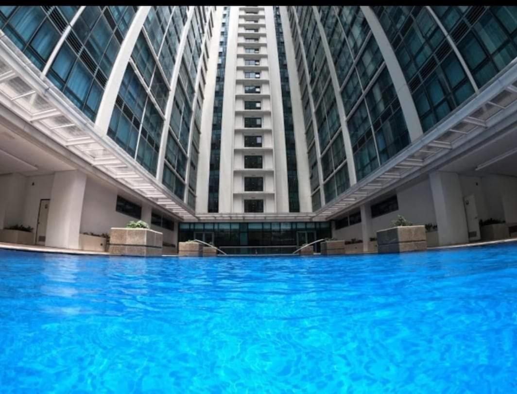One Uptown Opposite Of Grandhyatt Hotel Manila Taguig City Kamer foto